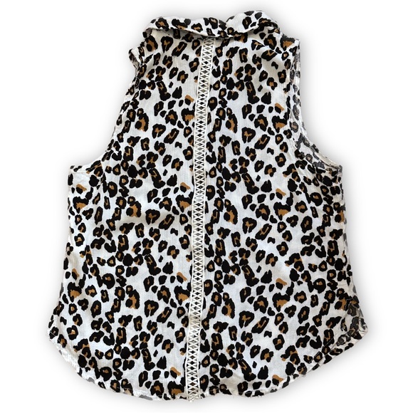 Moral Fiber Sleeveless Bottom Down Blouse - Picture 2 of 3